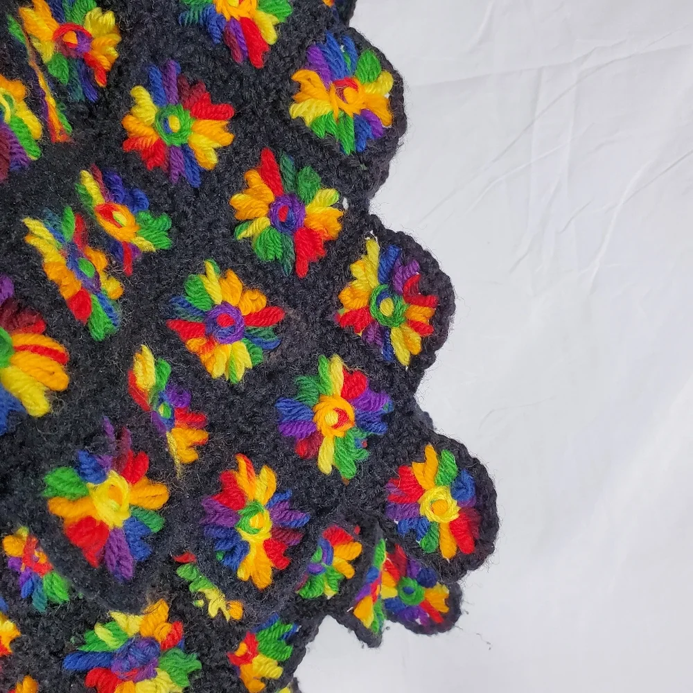 Vintage Handmade‎ Crochet Grannysquare Rainbow Flower Blanket
